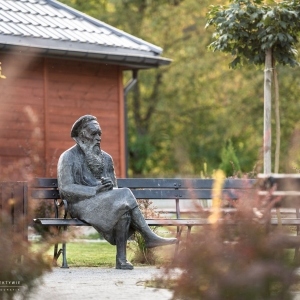 121049933_805392160220975_5032756254796099439_n