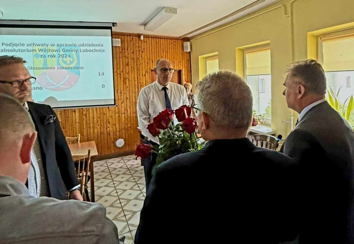 513028684_733398275736371_5437248452537047314_n (2)